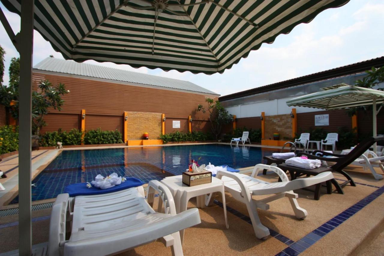 Valhalla Pattaya Hotel ジョムティエンビーチ エクステリア 写真
