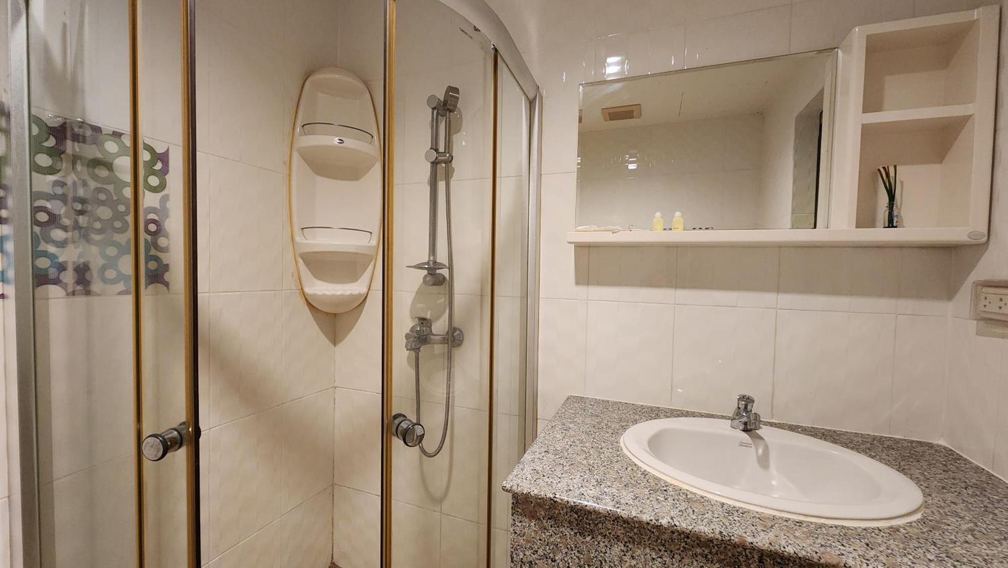 Valhalla Pattaya Hotel ジョムティエンビーチ エクステリア 写真