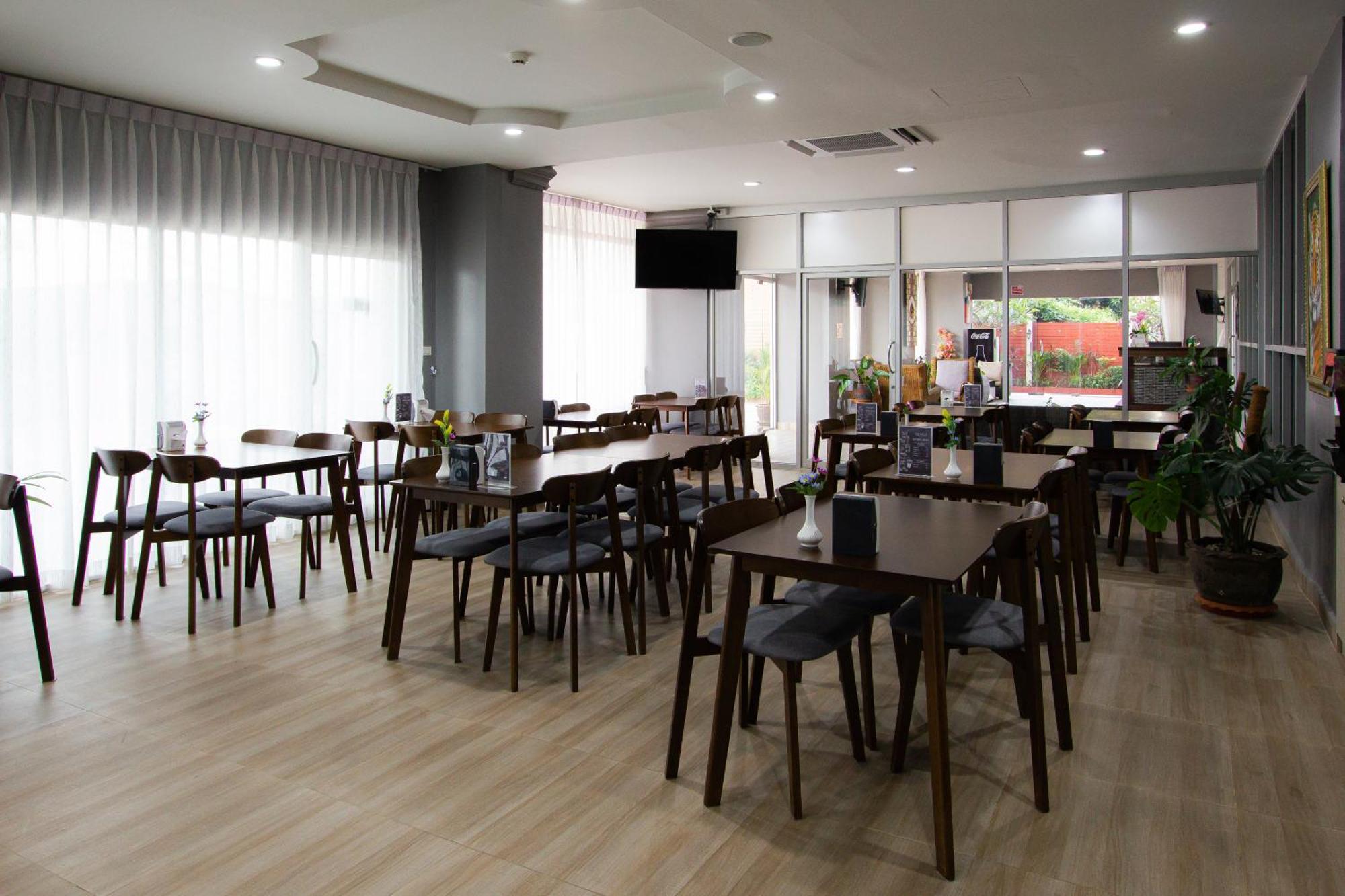 Valhalla Pattaya Hotel ジョムティエンビーチ エクステリア 写真